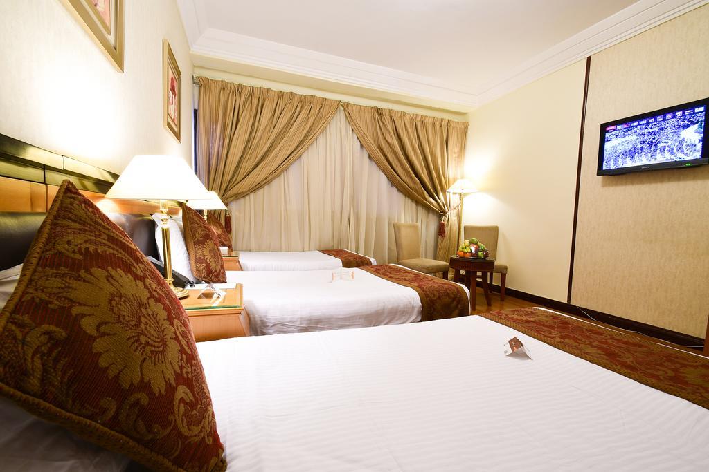 Al Ansar Golden Tulip Hotel Medina Exterior photo